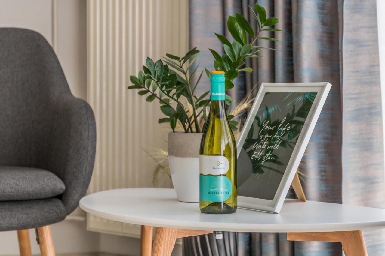 Villa 21 Boutique Rooms 발라톤알마디 외부 사진